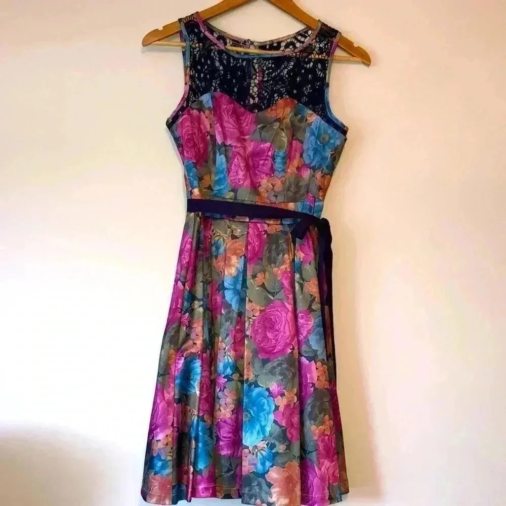 Tatyana Mirabelle Floral Mini Cocktail Dress